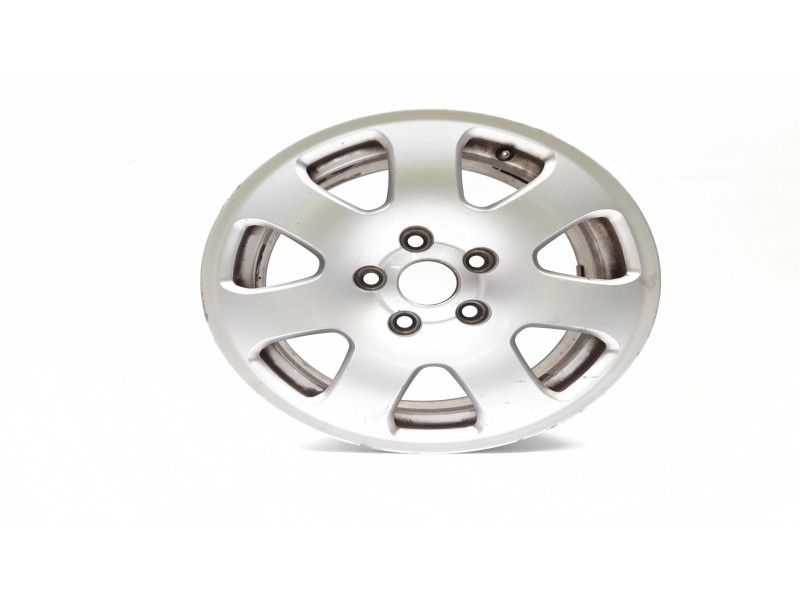 Recambio de llanta para audi a4 avant (8e) 1.9 tdi referencia OEM IAM 8E0601025  