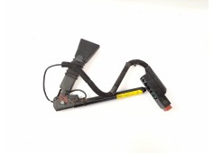 Recambio de enganche cinturon seguridad delantero derecho para opel corsa c (x01) 1.7 di (f08, f68) referencia OEM IAM 09114886  2