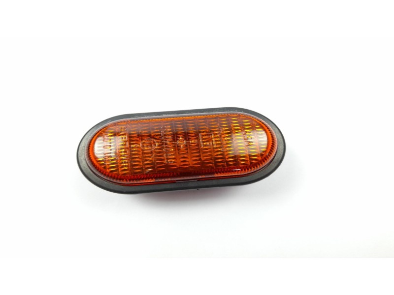 Recambio de piloto lateral derecho para nissan kubistar (x76) 1.5 dci referencia OEM IAM 7700847333  