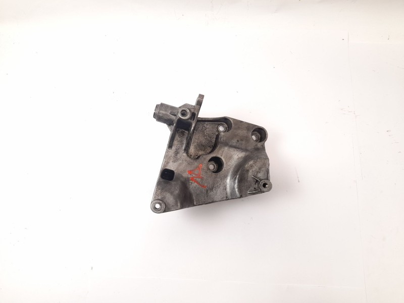 Recambio de soporte alternador para bmw 3 compact (e46) 320 td referencia OEM IAM 64557787319  