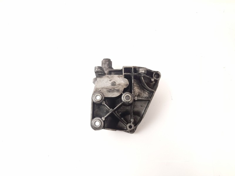 Recambio de soporte alternador para bmw 3 compact (e46) 320 td referencia OEM IAM 64557787319  