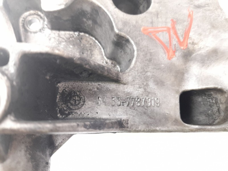 Recambio de soporte alternador para bmw 3 compact (e46) 320 td referencia OEM IAM 64557787319  