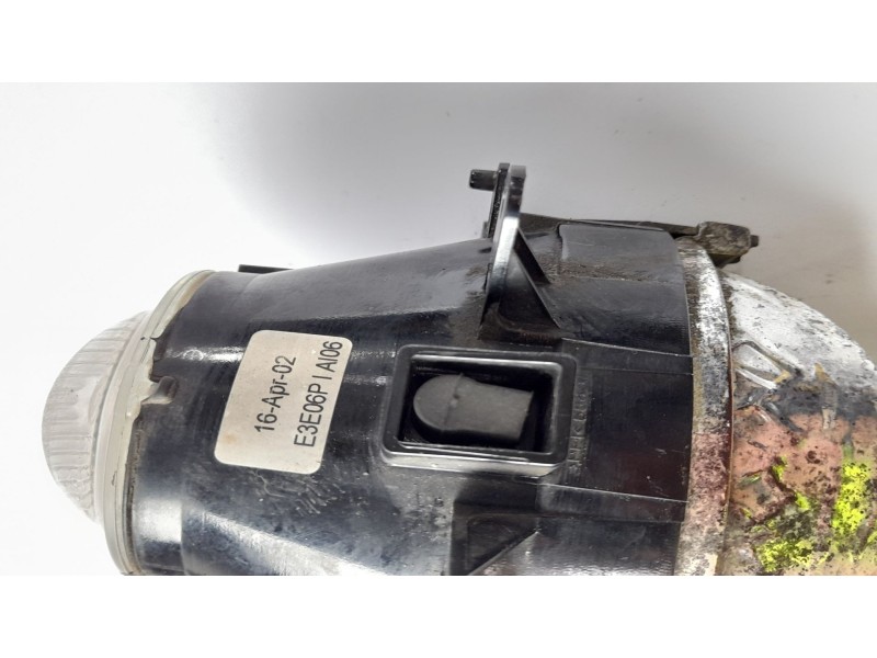 Recambio de faro antiniebla izquierdo para bmw serie 3 touring (e46) 320d referencia OEM IAM E3E06P  