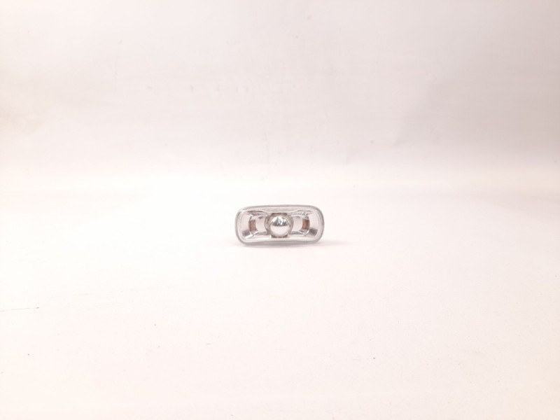 Recambio de piloto lateral derecho para audi audi a4 b6 (8e2) 2.5 tdi referencia OEM IAM 8E0949127  