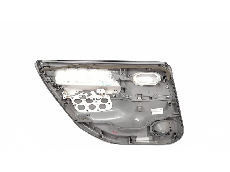 Recambio de guarnecido puerta trasera derecha para renault scenic ii 1.5 dci diesel referencia OEM IAM 156018051  