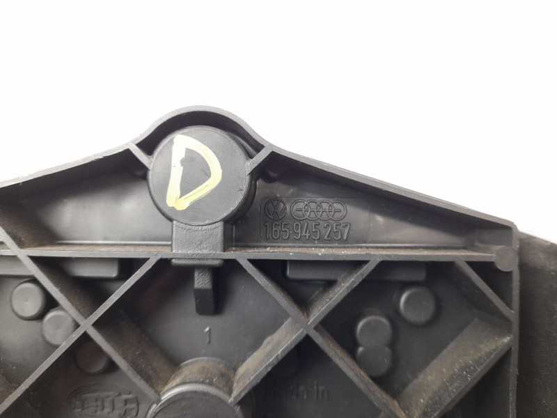 Recambio de portalamparas para volkswagen jetta ii (19e, 1g2, 165) 1.6 referencia OEM IAM 165945257  