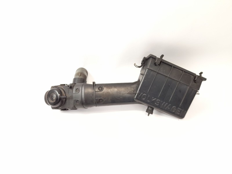 Recambio de filtro aire para volkswagen jetta ii (19e, 1g2, 165) 1.6 referencia OEM IAM   