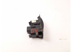 Recambio de mando elevalunas trasero derecho para toyota corolla (_e12_) 2.0 d-4d (cde120r_, cde120l_) referencia OEM IAM 848010 2