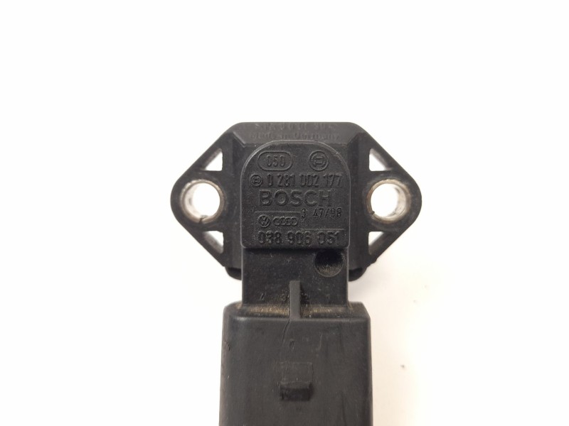 Recambio de sensor presion para volkswagen golf iv berlina (1j1) 1.9 tdi referencia OEM IAM 038906051  