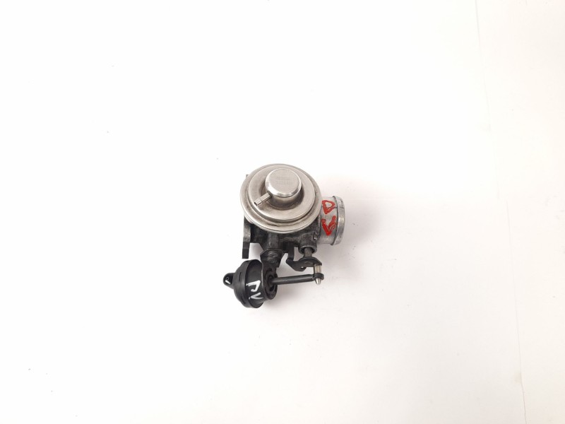 Recambio de valvula egr para volkswagen golf iv berlina (1j1) 1.9 tdi referencia OEM IAM 038129637B  