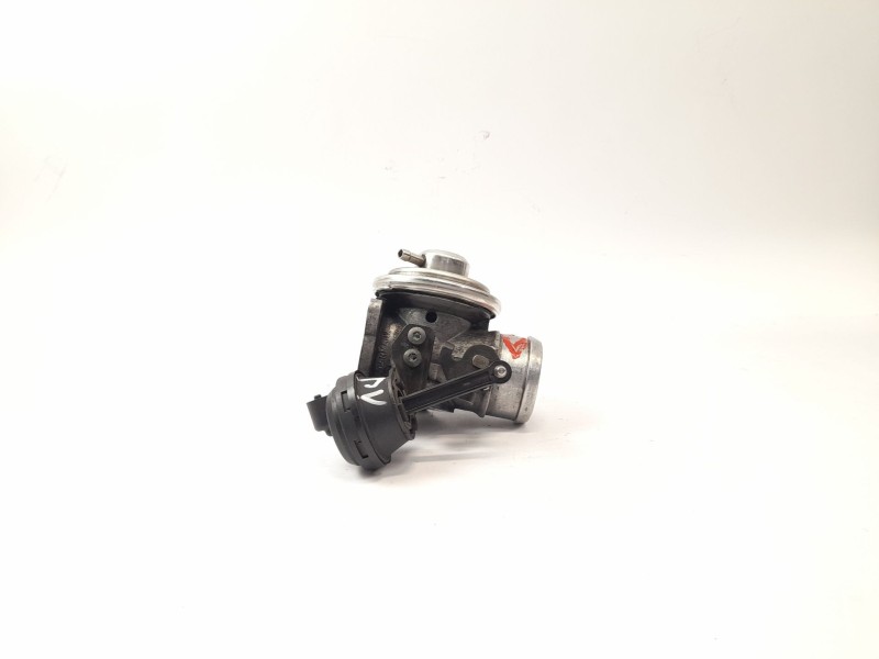Recambio de valvula egr para volkswagen golf iv berlina (1j1) 1.9 tdi referencia OEM IAM 038129637B  