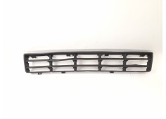 Recambio de rejilla paragolpes central para volkswagen golf iv berlina (1j1) 1.9 tdi referencia OEM IAM 1J0853677D  