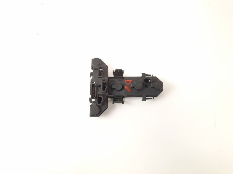 Recambio de portalamparas para volkswagen golf iv berlina (1j1) 1.9 tdi referencia OEM IAM 1J6945257  