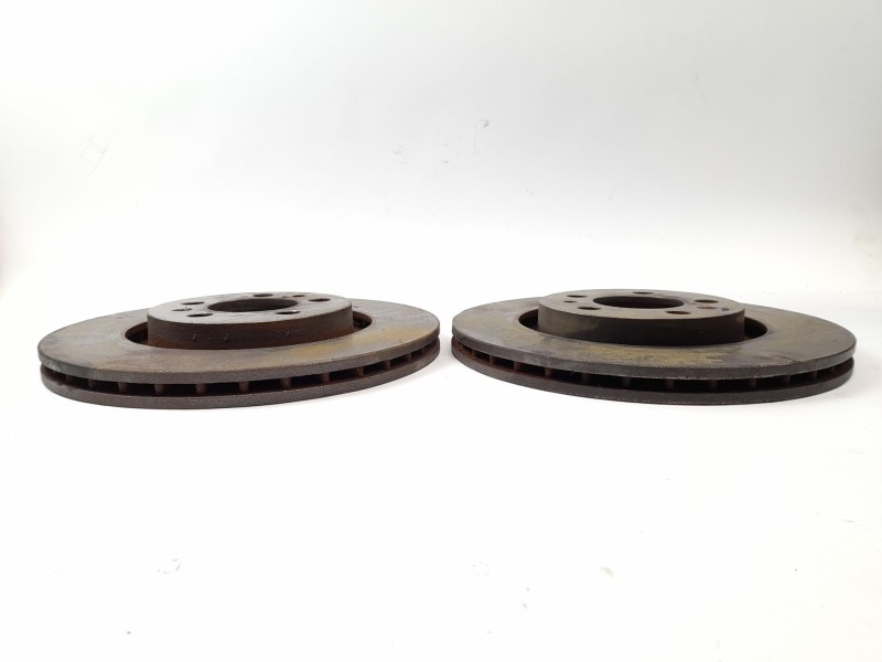 Recambio de disco freno delantero para volkswagen golf iv berlina (1j1) 1.9 tdi referencia OEM IAM   