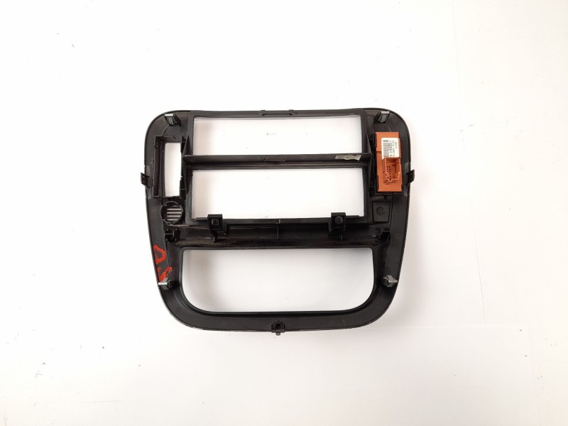 Recambio de moldura para citroën c3 i (fc_, fn_) 1.4 hdi referencia OEM IAM 9653074277  