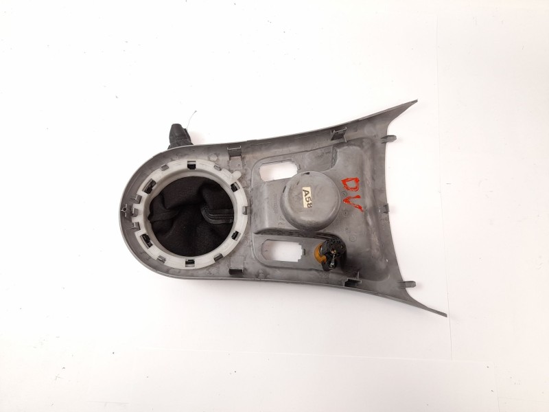 Recambio de moldura para citroën c3 i (fc_, fn_) 1.4 hdi referencia OEM IAM 9637999777  