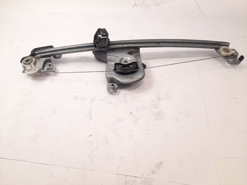 Recambio de elevalunas delantero derecho para citroën c3 i (fc_, fn_) 1.4 hdi referencia OEM IAM 966015  