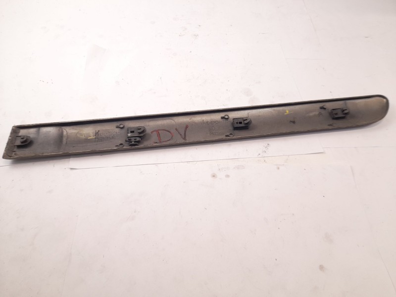 Recambio de molduras traseras para citroën c3 i (fc_, fn_) 1.4 hdi referencia OEM IAM 9637992677C  