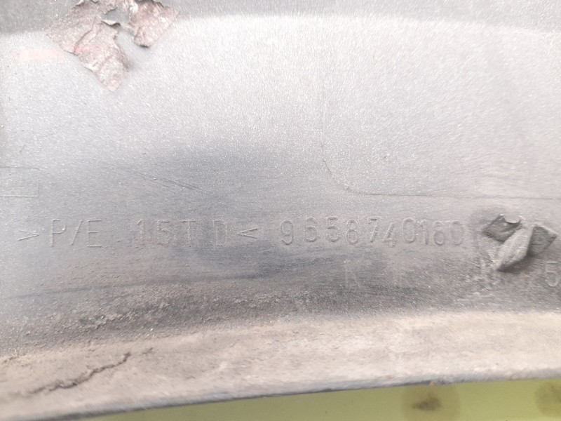 Recambio de molduras traseras para citroën c3 i (fc_, fn_) 1.4 hdi referencia OEM IAM 9658740180  