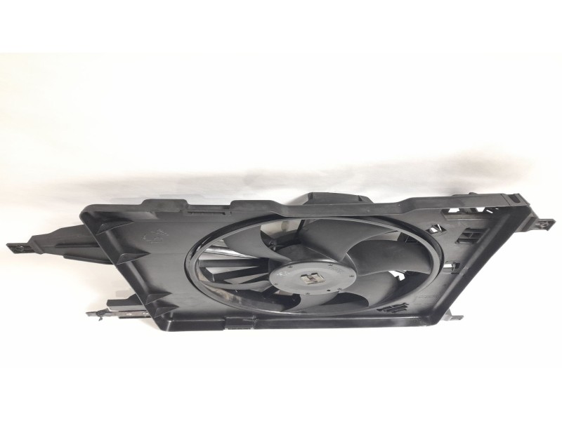 Recambio de electroventilador para renault scenic ii 1.5 dci diesel referencia OEM IAM 8200151464 8240357 