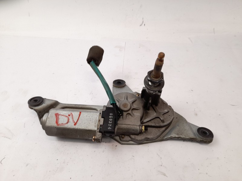 Recambio de motor limpia trasero para ssangyong rexton 2.7 xdi referencia OEM IAM 86150_08010  