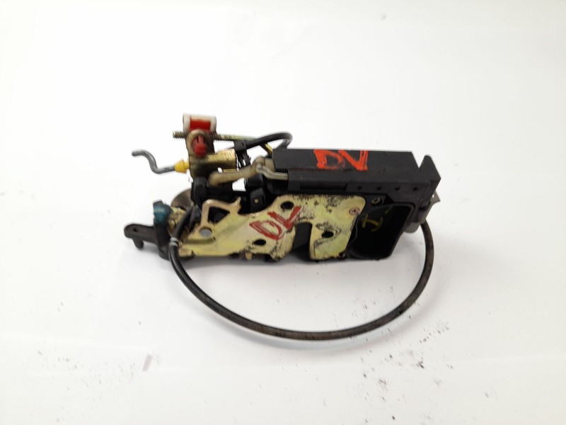 Recambio de cerradura puerta trasera izquierda para ssangyong rexton 2.7 xdi referencia OEM IAM   