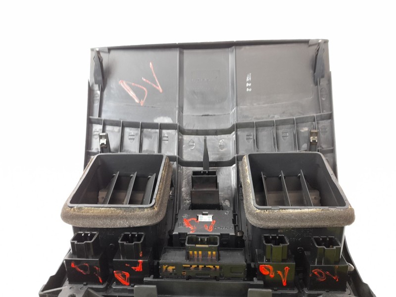 Recambio de aireador para ssangyong rexton 2.7 xdi referencia OEM IAM   