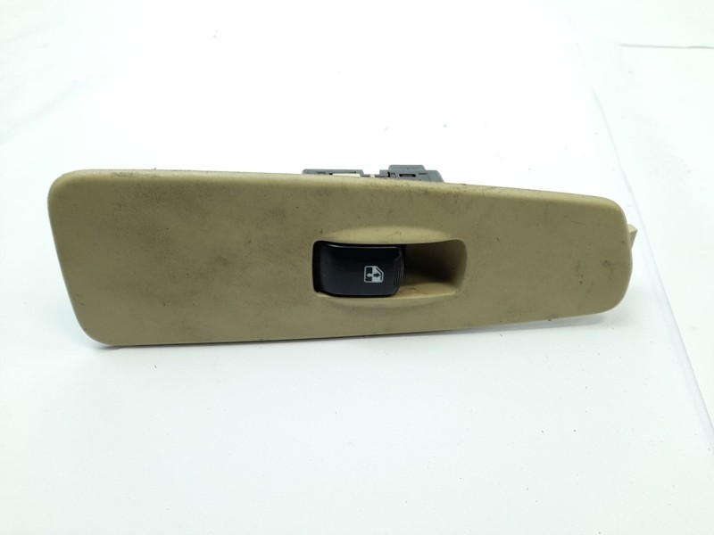 Recambio de boton para bmw serie 1 berlina (e81/e87) 120d referencia OEM IAM   