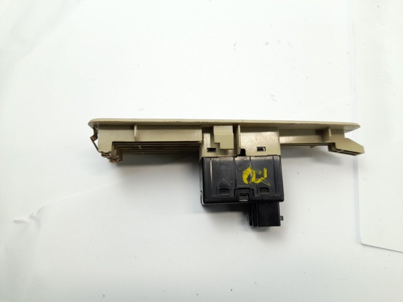 Recambio de boton para bmw serie 1 berlina (e81/e87) 120d referencia OEM IAM   