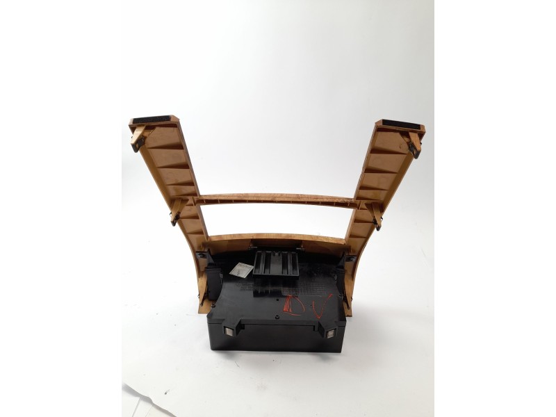 Recambio de moldura para ssangyong rexton 2.7 xdi referencia OEM IAM   