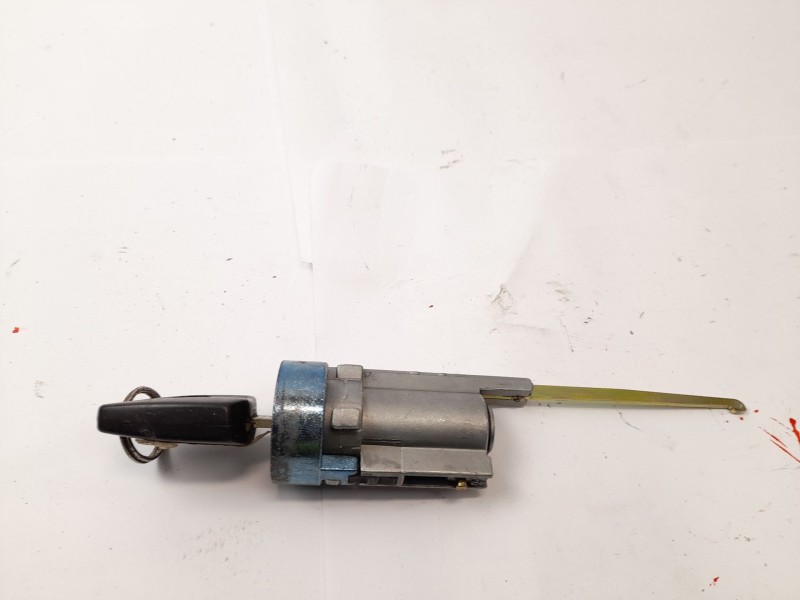 Recambio de bombin arranque para ssangyong rexton 2.7 xdi referencia OEM IAM   