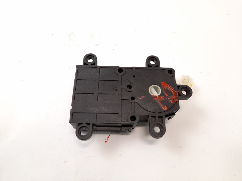 Recambio de motor apertura trampillas climatizador para ssangyong rexton 2.7 xdi referencia OEM IAM   