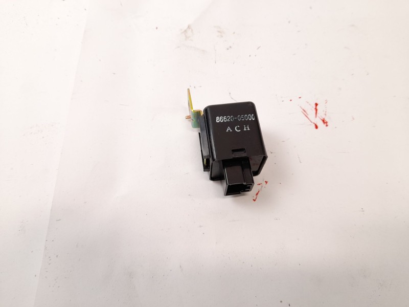 Recambio de rele para ssangyong rexton 2.7 xdi referencia OEM IAM 86620_05000  
