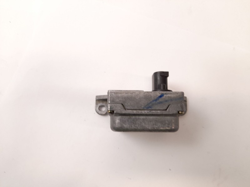 Recambio de sensor para ssangyong rexton 2.7 xdi referencia OEM IAM 48960_08000  