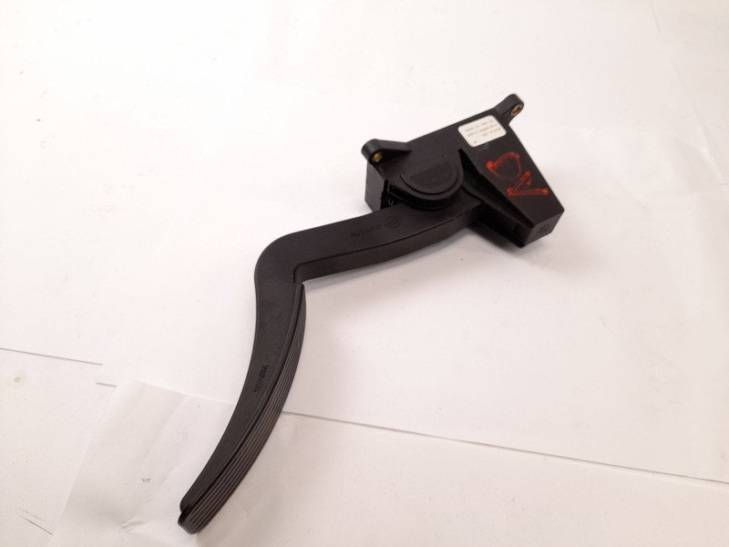 Recambio de pedal acelerador para ssangyong rexton 2.7 xdi referencia OEM IAM 20550_21000  