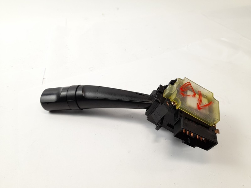 Recambio de mando limpia para ssangyong rexton 2.7 xdi referencia OEM IAM   
