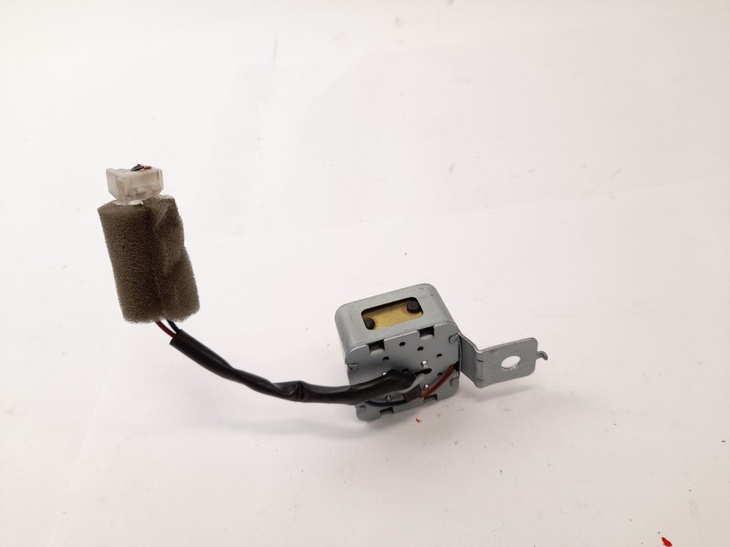 Recambio de rele para ssangyong rexton 2.7 xdi referencia OEM IAM 86610_05001  