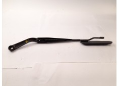 Recambio de brazo limpia delantero izquierdo para ssangyong rexton 2.7 xdi referencia OEM IAM   
