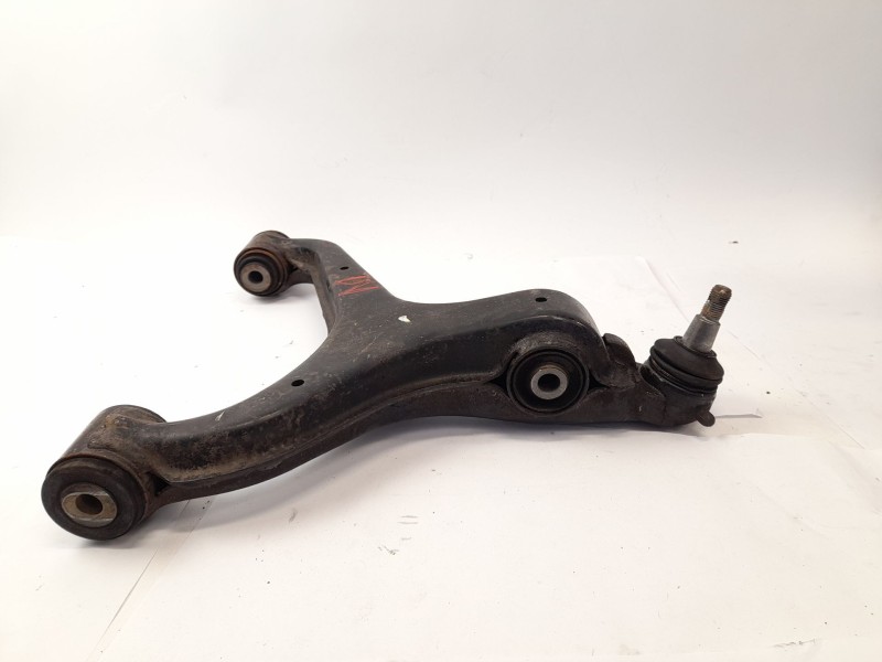 Recambio de brazo suspension inferior delantero izquierdo para ssangyong rexton 2.7 xdi referencia OEM IAM   