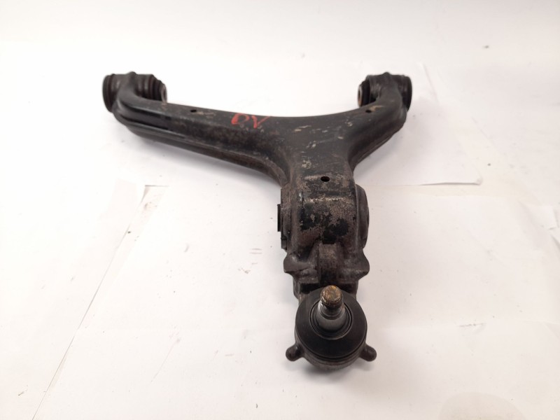 Recambio de brazo suspension inferior delantero derecho para ssangyong rexton 2.7 xdi referencia OEM IAM   