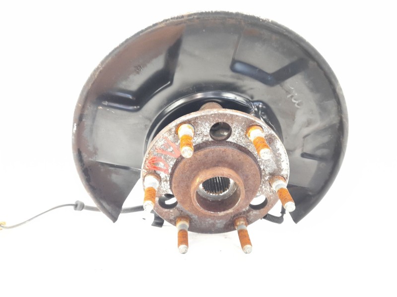 Recambio de mangueta delantera derecha para ssangyong rexton 2.7 xdi referencia OEM IAM   