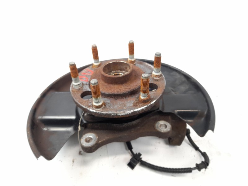 Recambio de mangueta delantera derecha para ssangyong rexton 2.7 xdi referencia OEM IAM   
