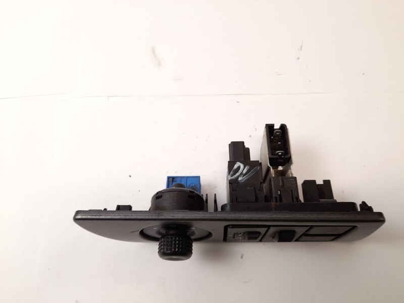 Recambio de boton para citroën xsara coupé (n0) 2.0 hdi 90 referencia OEM IAM   
