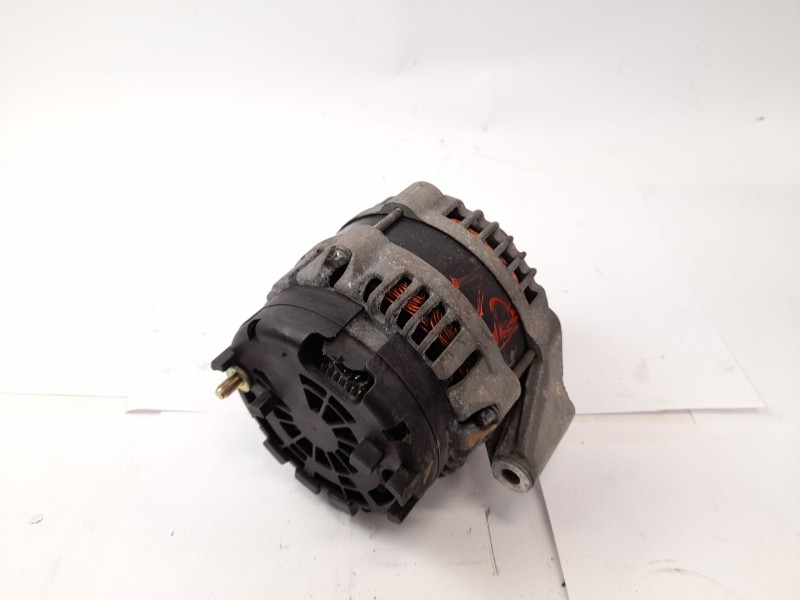 Recambio de alternador para ssangyong rexton 2.7 xdi referencia OEM IAM A66515400002  