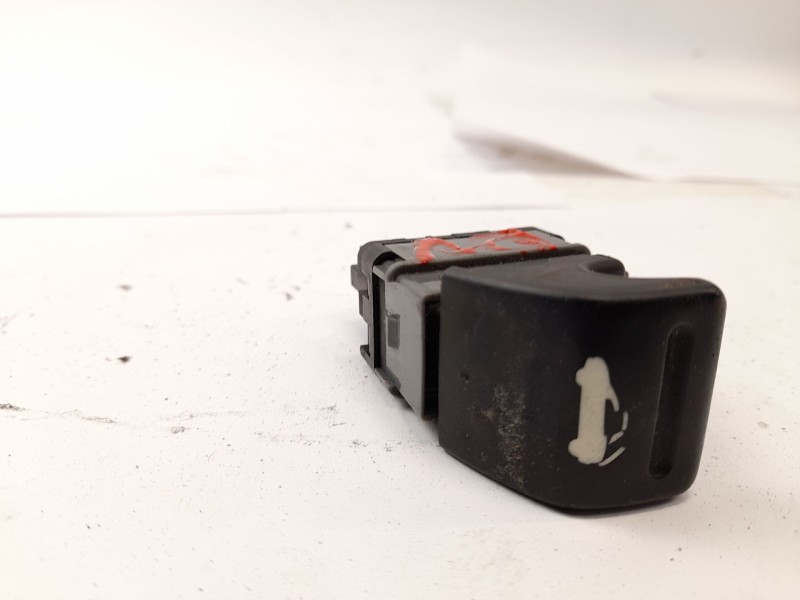 Recambio de boton para peugeot 206 cc 2.0 16v cat referencia OEM IAM   