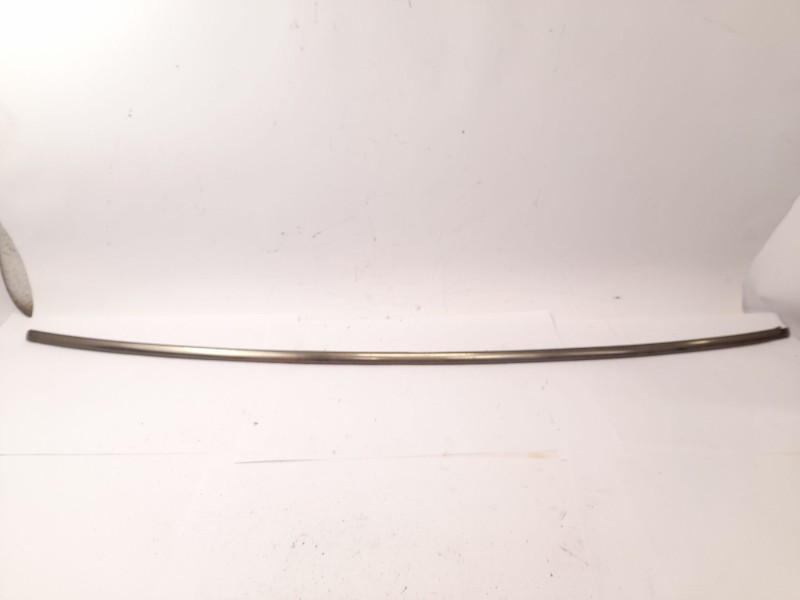 Recambio de moldura para mercedes-benz 190 (w201) d 2.5 (201.126) referencia OEM IAM   