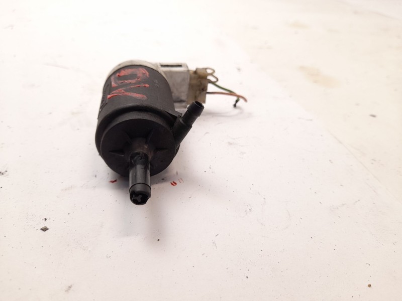 Recambio de bomba limpia para nissan vanette cargo furgoneta (hc 23) 2.3 d referencia OEM IAM 28920  
