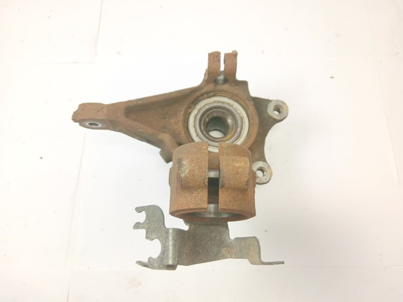 Recambio de mangueta delantera derecha para citroën berlingo 2.0 hdi leader referencia OEM IAM   