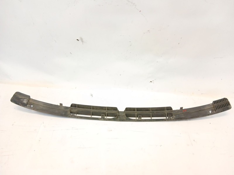 Recambio de rejilla paragolpes delantera para volkswagen polo iii (6n1) 50 1.0 referencia OEM IAM 853677  