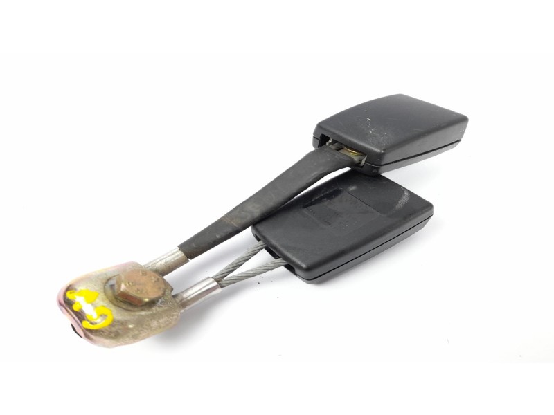 Recambio de enganche cinturon seguridad trasero central para audi a4 avant (8e) 1.9 tdi referencia OEM IAM 8E085773901C  